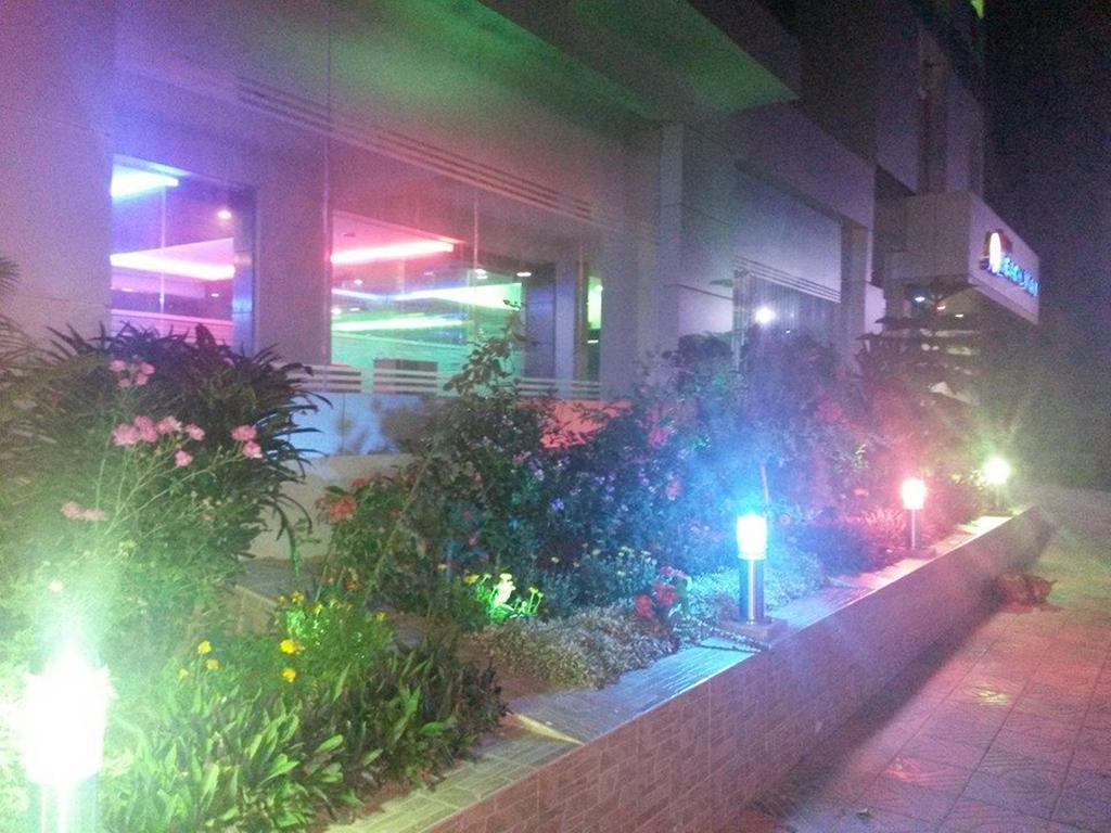 Hotel Beach Way ค็อกเซสบาซาร์ ภายนอก รูปภาพ