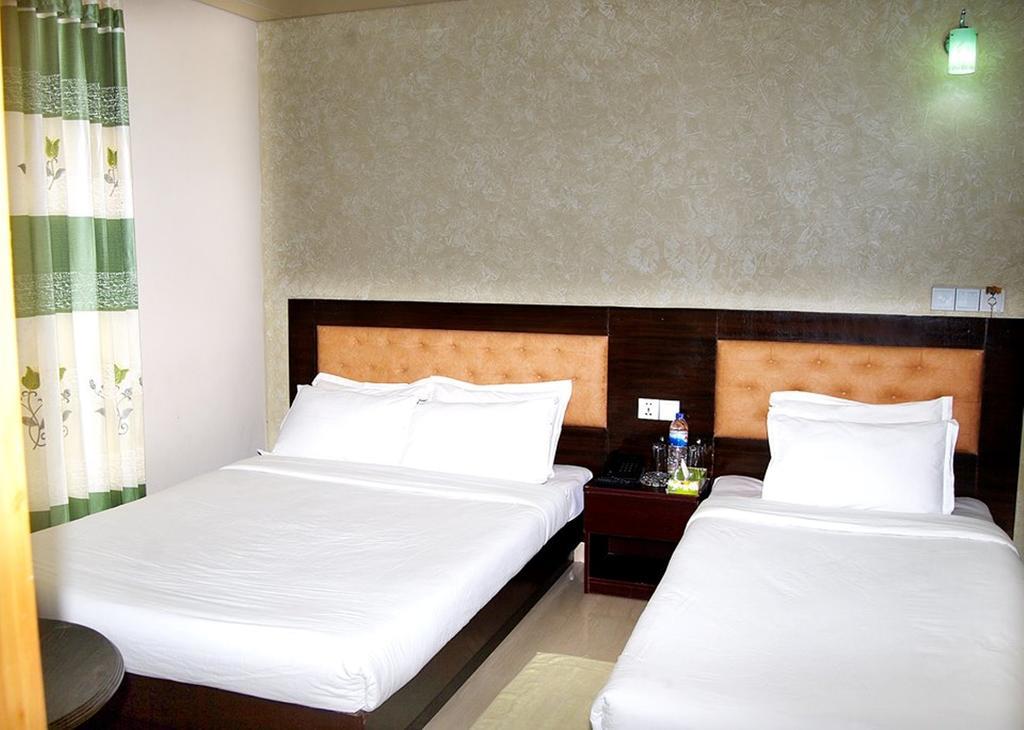 Hotel Beach Way ค็อกเซสบาซาร์ ภายนอก รูปภาพ